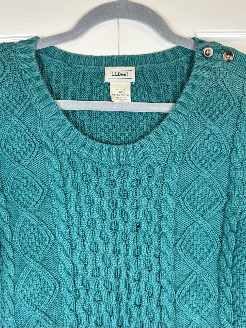 L.L. bean Cable Knit Sweater - Picture 2 of 14